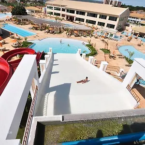 https://apartamento-lacqua-iii-ap34.caldasnovashotels.com